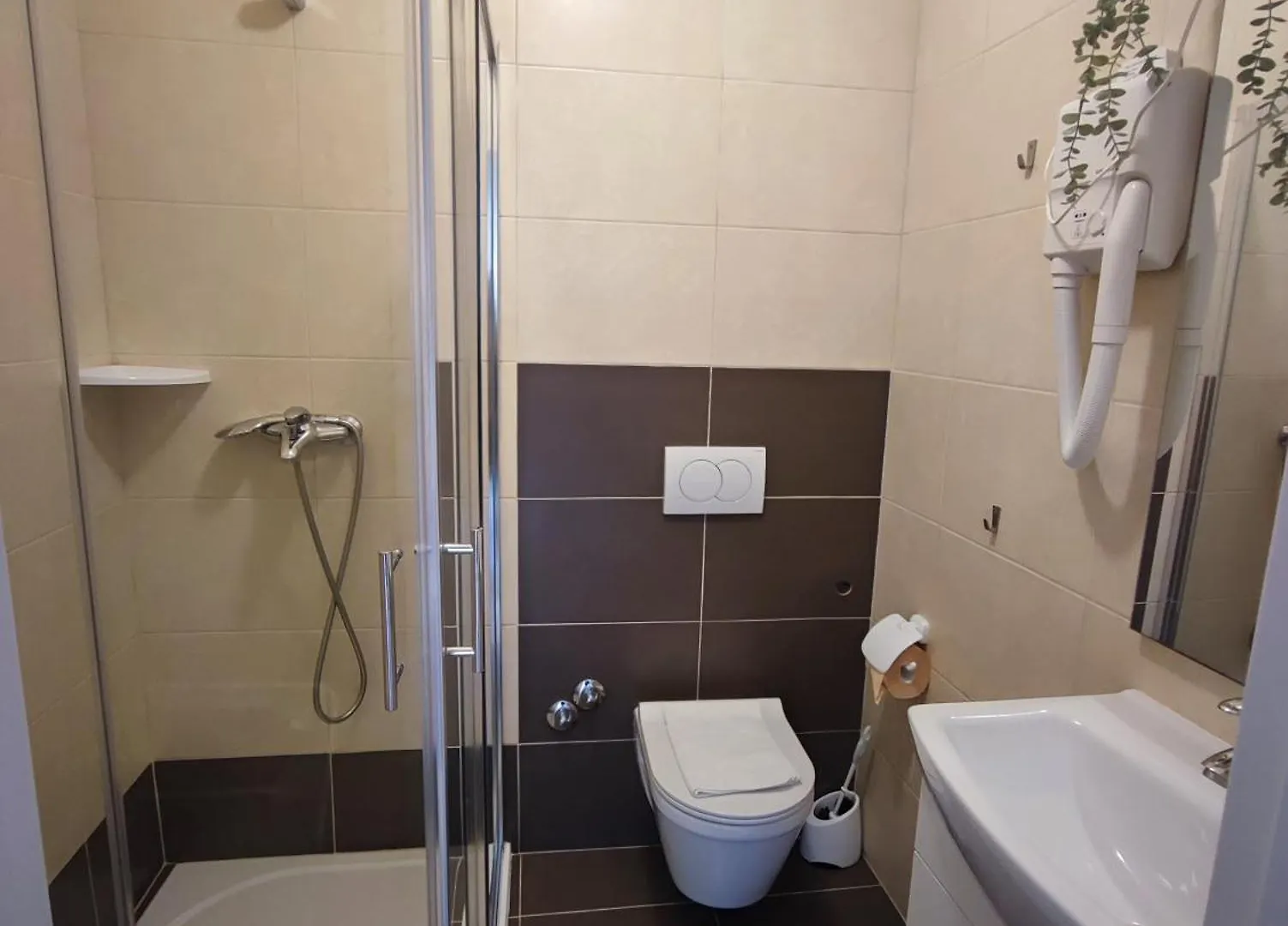 Apartmani Plaza Selce 0*,